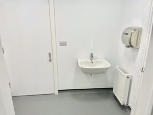 Photo 8- click for photo gallery